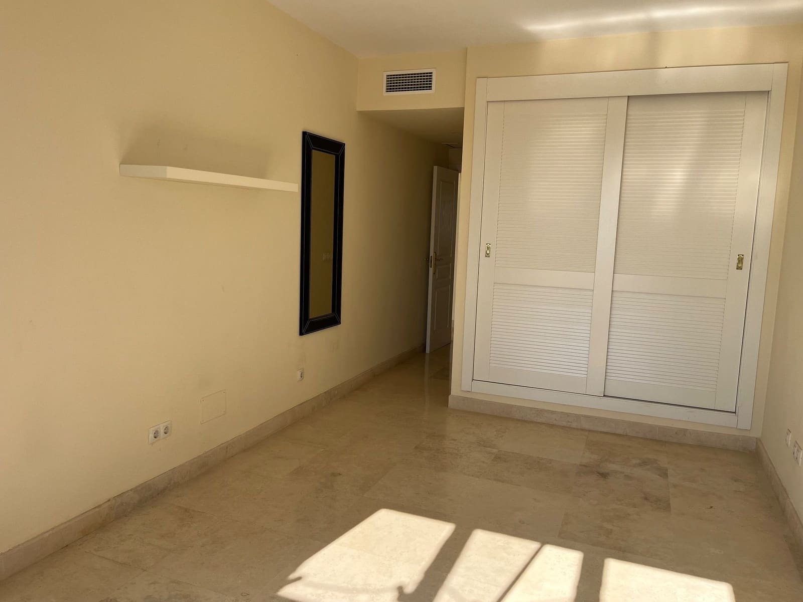 3 sypialnia Penthouse na sprzedaż w Mijas z basenem garażem - 495 000 € (Ref: 9382412)