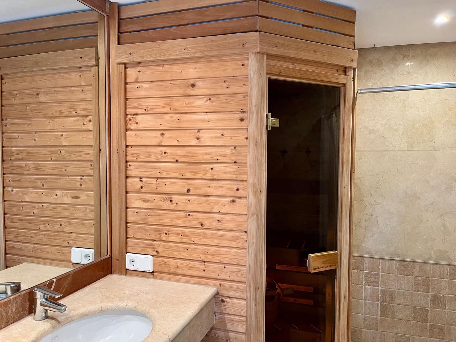 3 sypialnia Penthouse na sprzedaż w Mijas z basenem garażem - 495 000 € (Ref: 9382412)