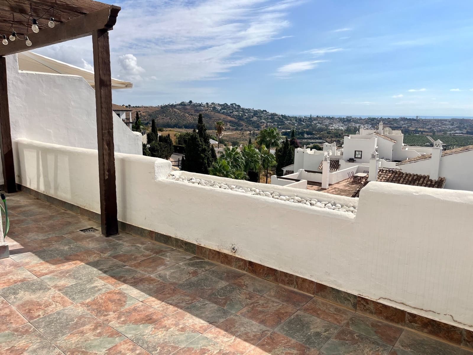 3 sypialnia Penthouse na sprzedaż w Mijas z basenem garażem - 495 000 € (Ref: 9382412)