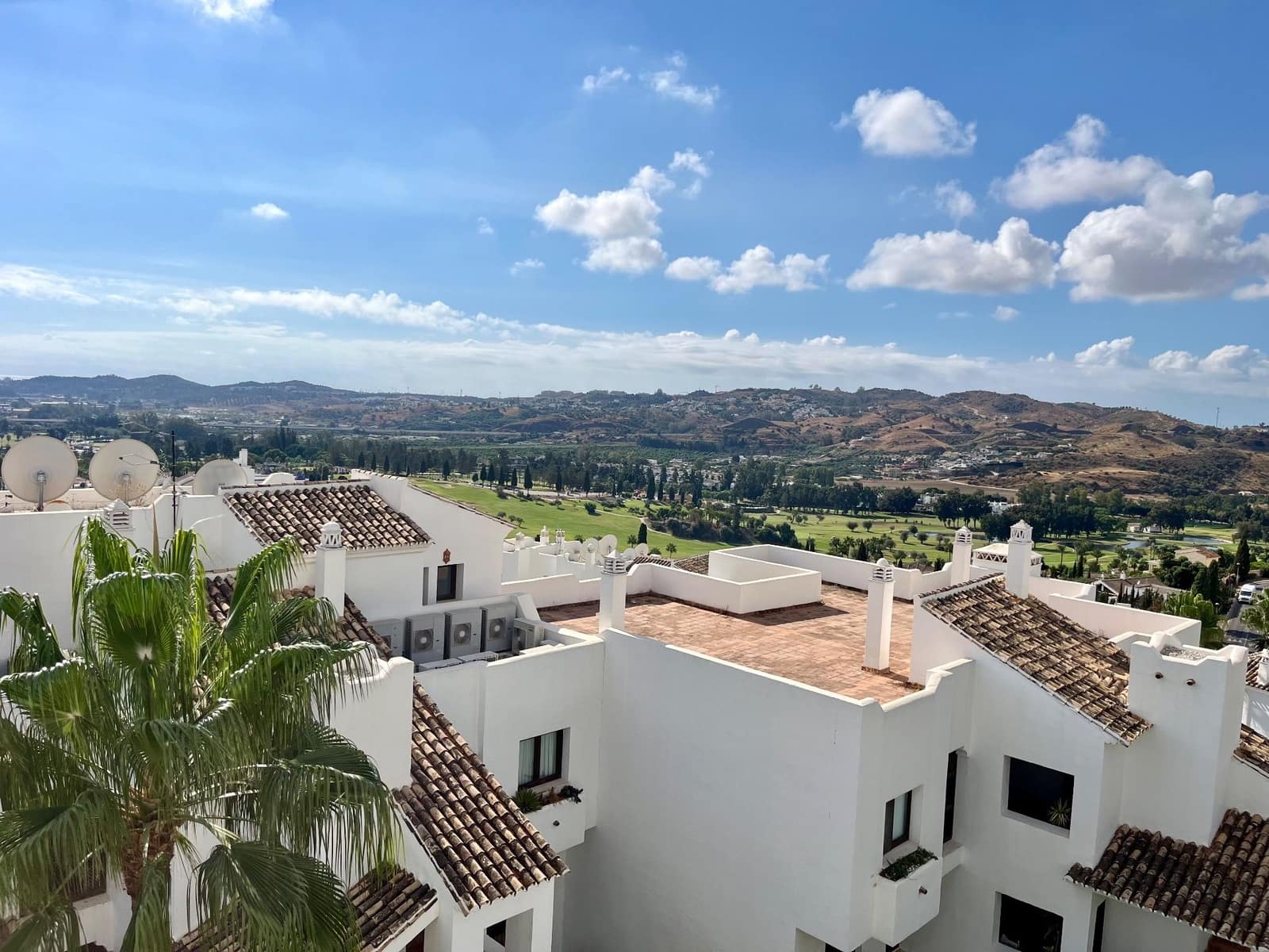 3 sypialnia Penthouse na sprzedaż w Mijas z basenem garażem - 495 000 € (Ref: 9382412)