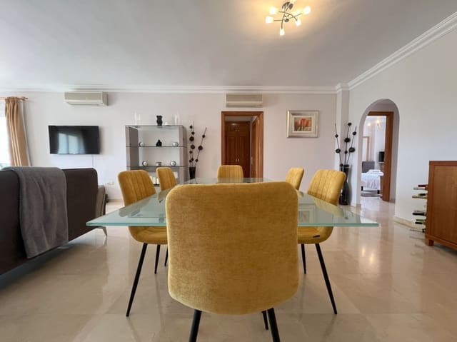 3 makuuhuone Asunto myytävänä paikassa Mijas Costa, Mijas mukana uima-altaan 
autotalli - 420 000 € (Ref: 9382413)