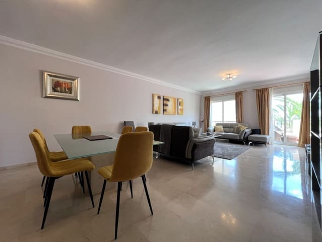 3 makuuhuone Asunto myytävänä paikassa Mijas Costa, Mijas mukana uima-altaan 
autotalli - 420 000 € (Ref: 9382413)