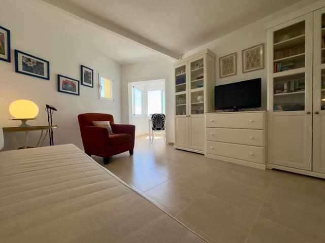 Studio te koop in El Faro de Calaburra - Chaparral, Mijas met zwembad garage - € 180.000 (Ref: 9382415)