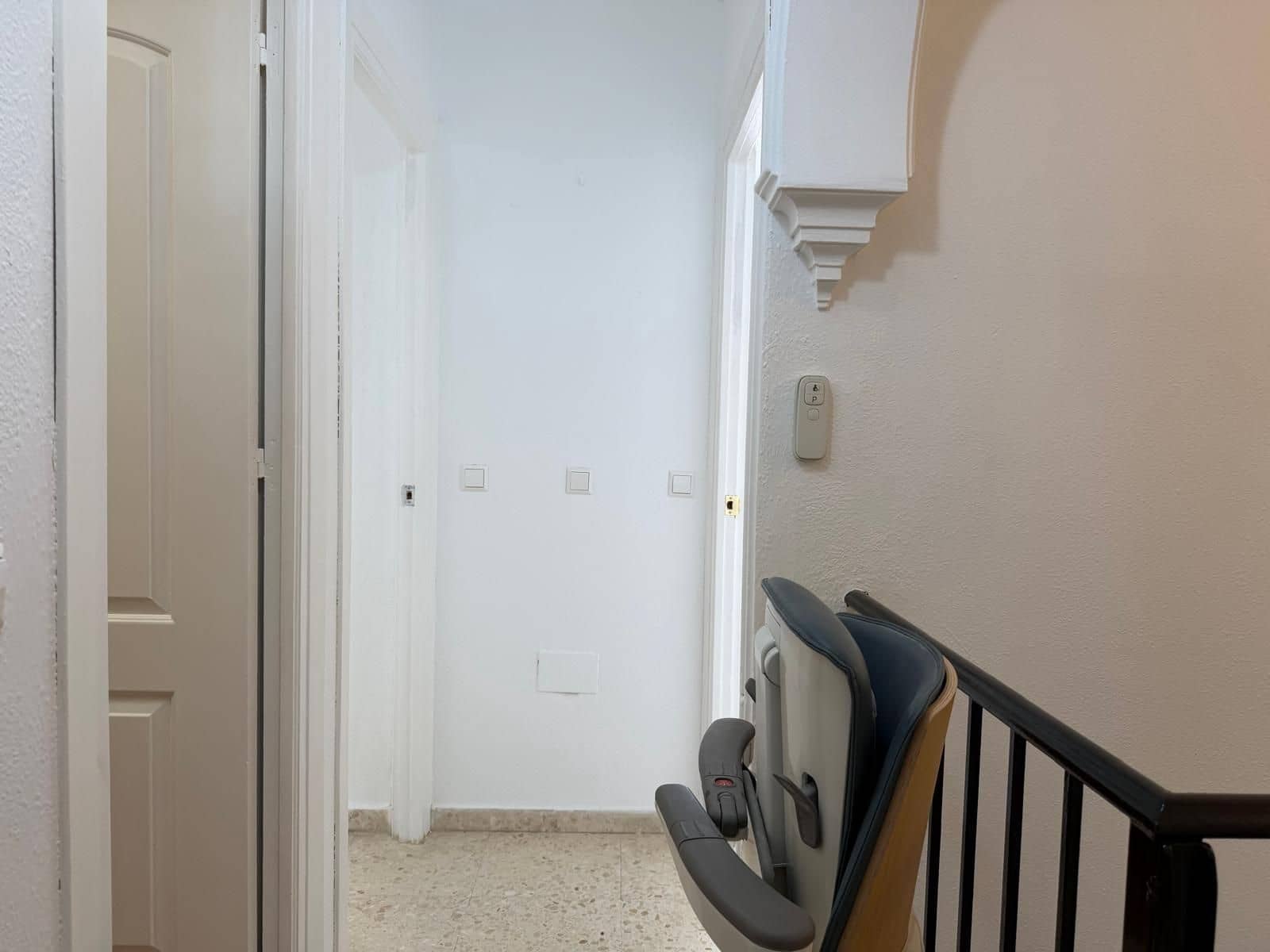 4 soverom Kjedet enebolig til leie i Mijas - € 1 400 (Ref: 9439569)