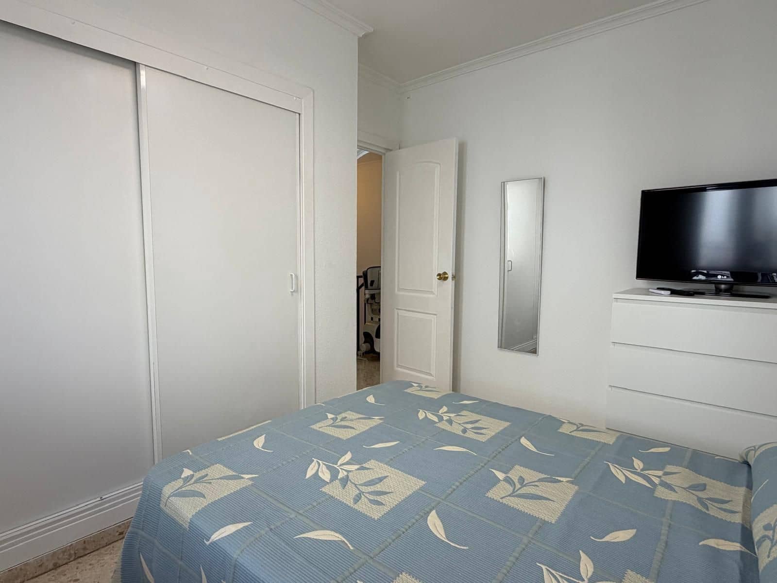 4 soverom Kjedet enebolig til leie i Mijas - € 1 400 (Ref: 9439569)