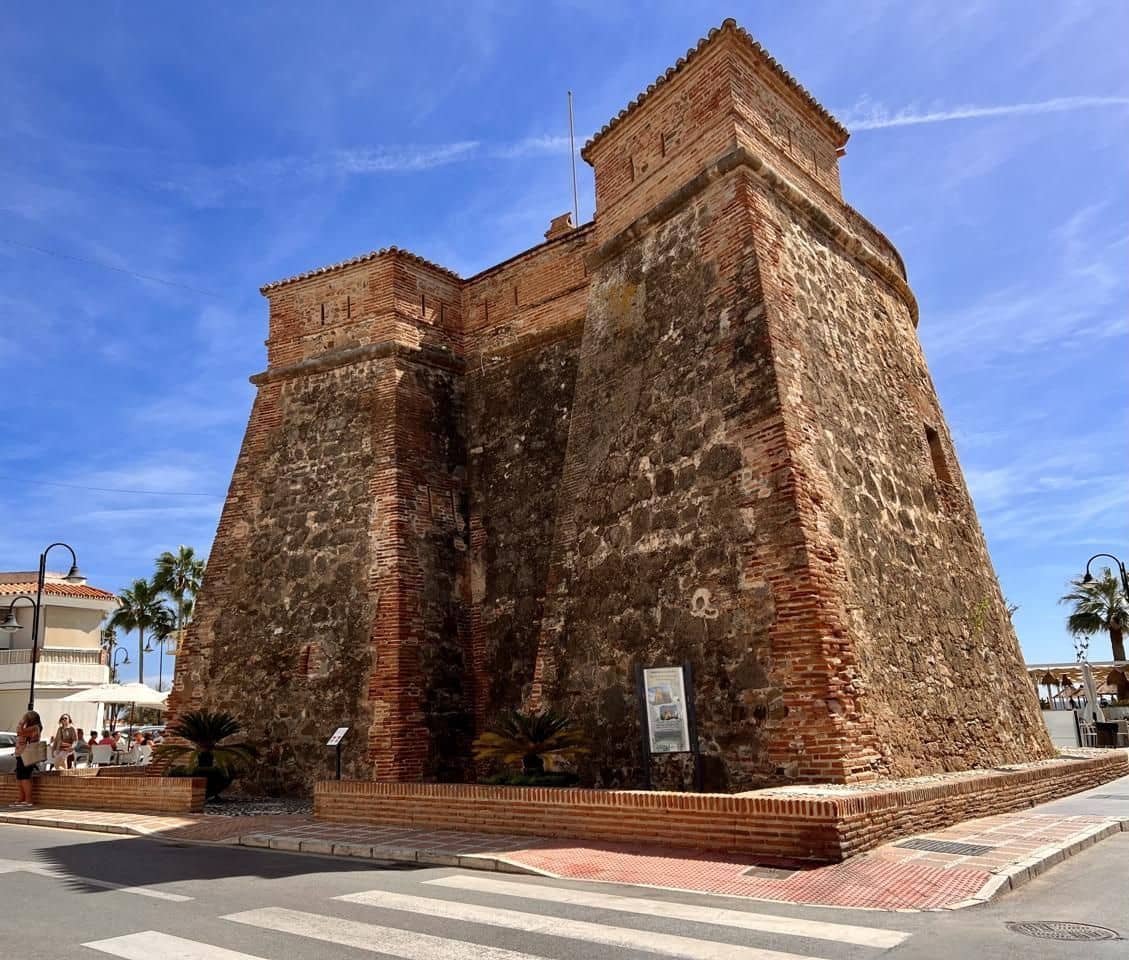 Byggetomt til salgs i Mijas Costa - € 4 500 000 (Ref: 9439570)