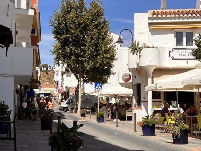 Byggetomt til salgs i La Cala de Mijas, Mijas - € 4 500 000 (Ref: 9439570)