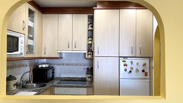 2 sypialnia Mieszkanie do wynajęcia w Playa de los Boliches, Fuengirola - 900 € (Ref: 9568105)