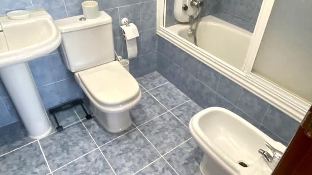 2 sypialnia Mieszkanie do wynajęcia w Playa de los Boliches, Fuengirola - 900 € (Ref: 9568105)