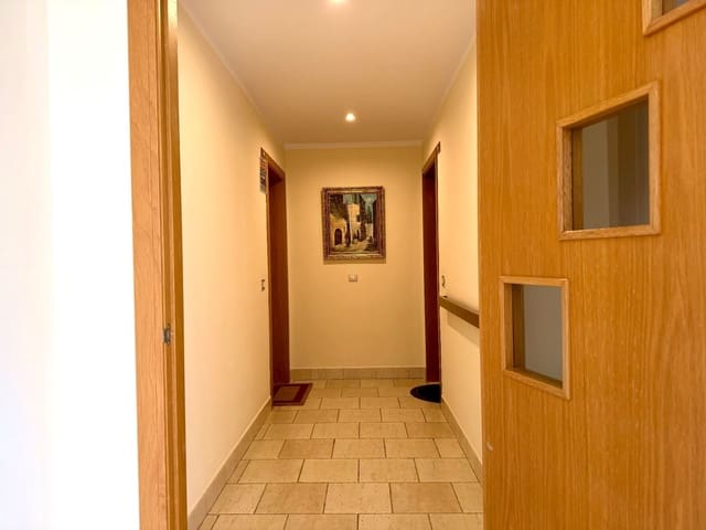 2 bedroom Apartment for sale in Benalmadena Costa, Benalmádena with pool garage - € 299,500 (Ref: 9827446)