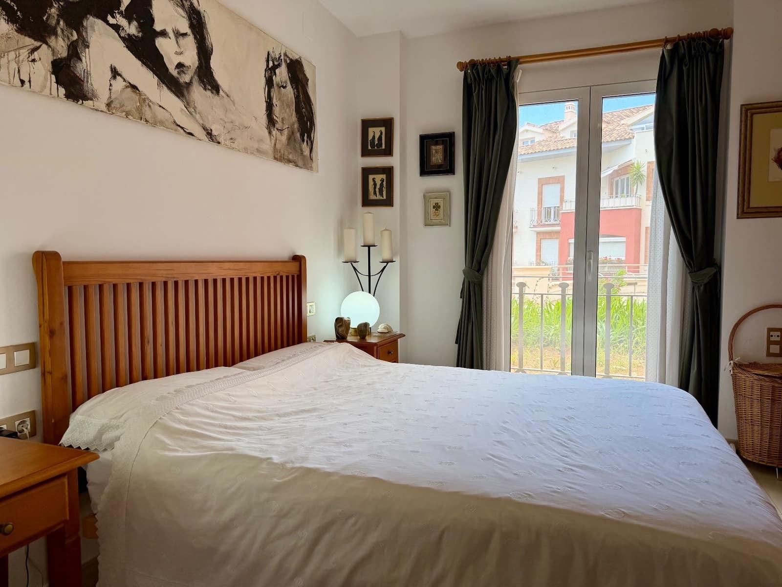 2 bedroom Apartment for sale in Benalmadena Costa with pool garage - € 299,500 (Ref: 9827446)
