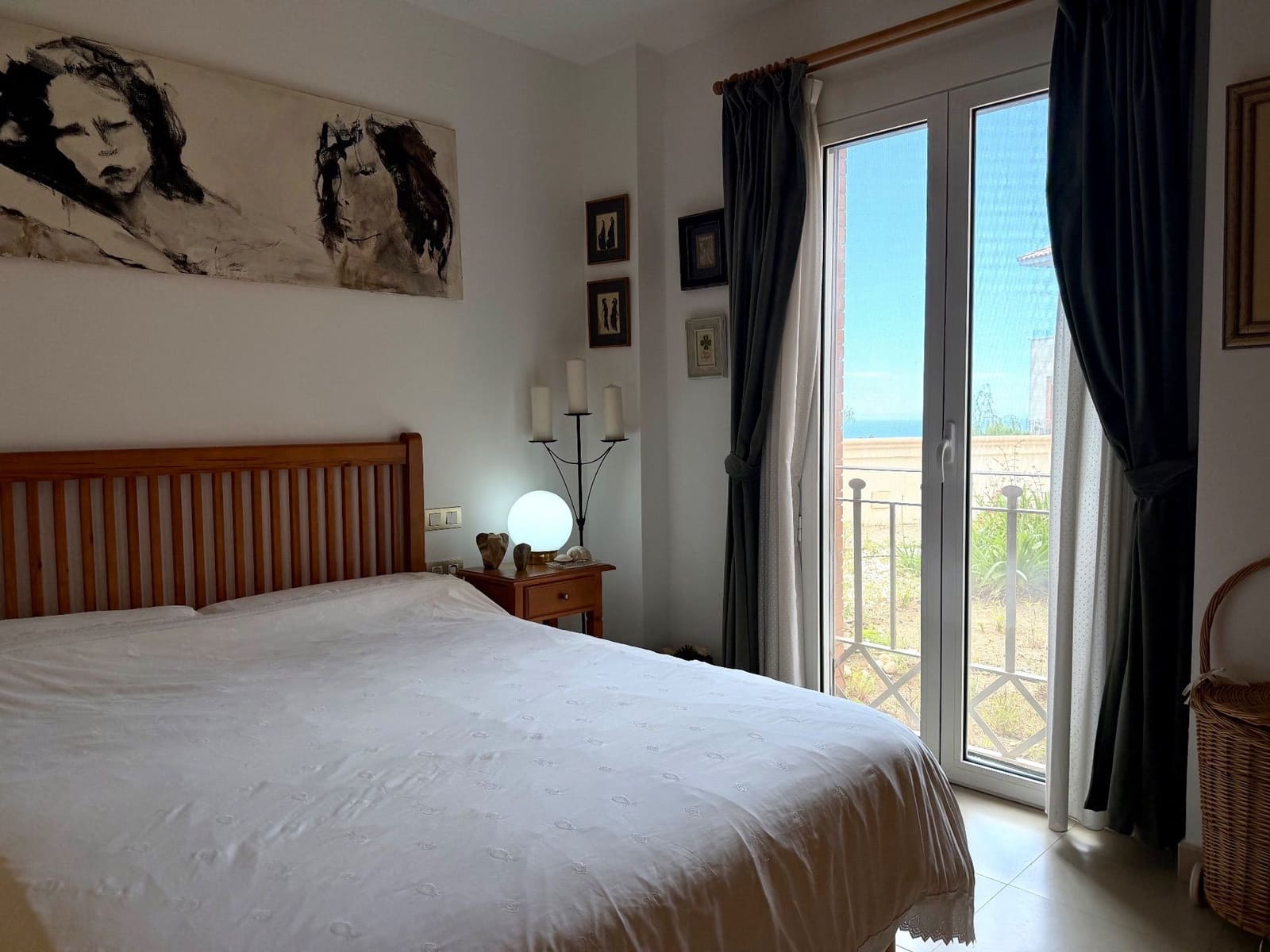 2 bedroom Apartment for sale in Benalmadena Costa with pool garage - € 299,500 (Ref: 9827446)