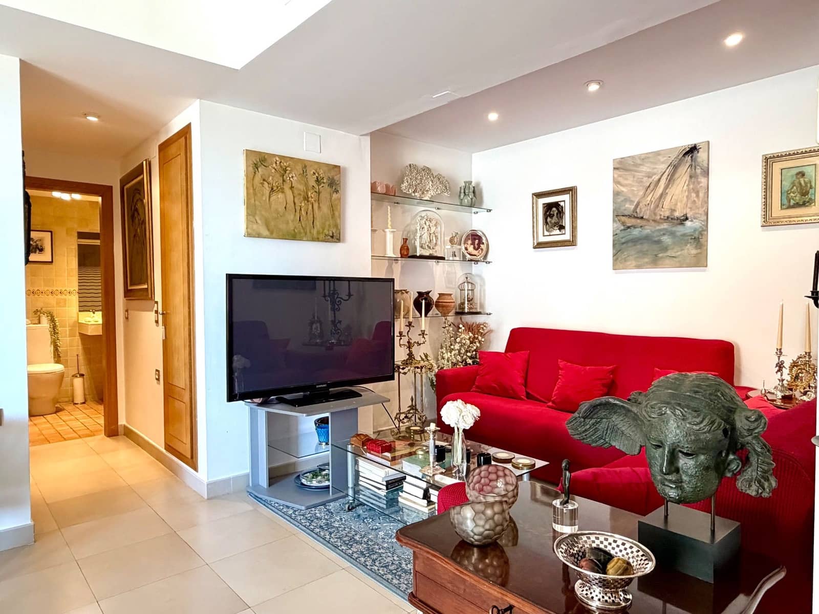 2 bedroom Apartment for sale in Benalmadena Costa with pool garage - € 299,500 (Ref: 9827446)