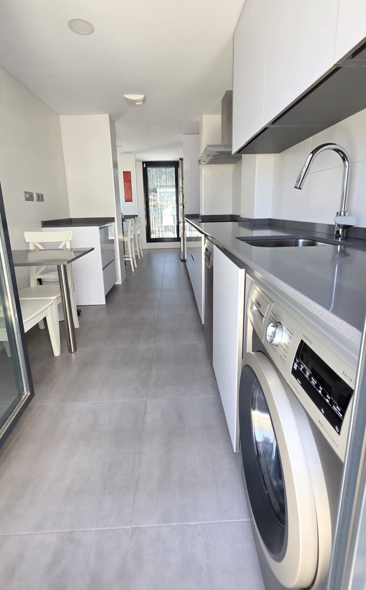 Ático de 3 habitaciones en Torremolinos en venta con piscina garaje - 890.000 € (Ref: 9827451)