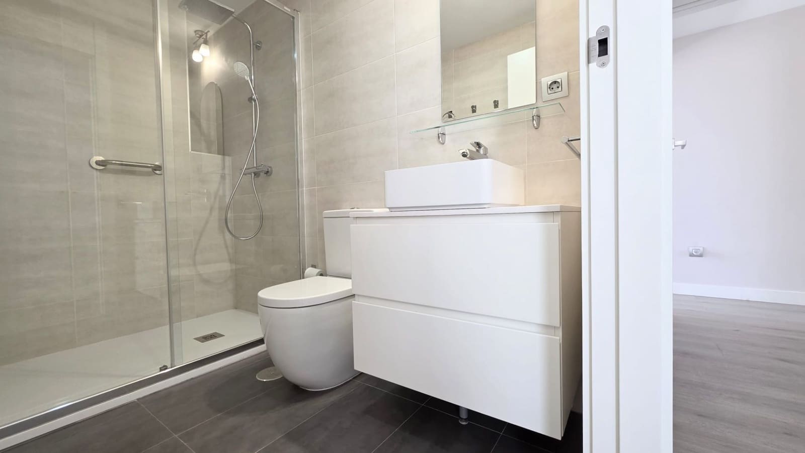 Ático de 3 habitaciones en Torremolinos en venta con piscina garaje - 890.000 € (Ref: 9827451)