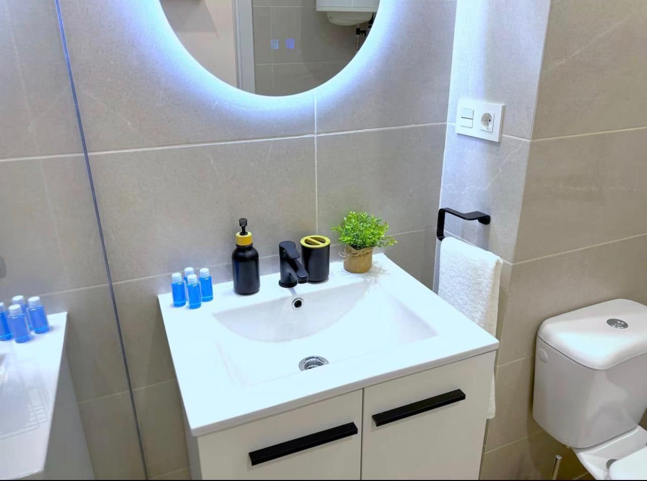 Studio for sale in Torremolinos - € 250,000 (Ref: 9827456)