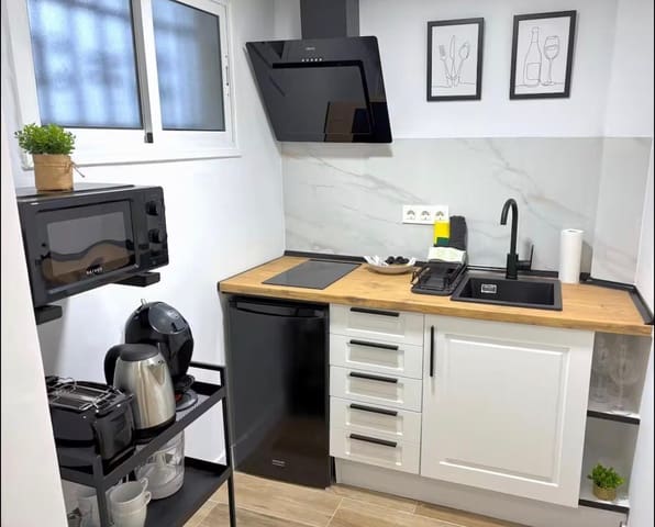 Studio for sale in Torremolinos - € 250,000 (Ref: 9827456)