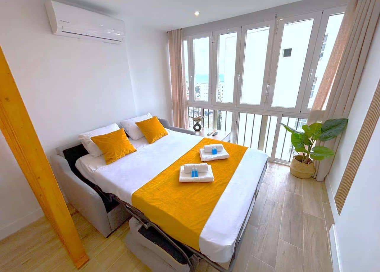 Studio for sale in Torremolinos - € 250,000 (Ref: 9827456)
