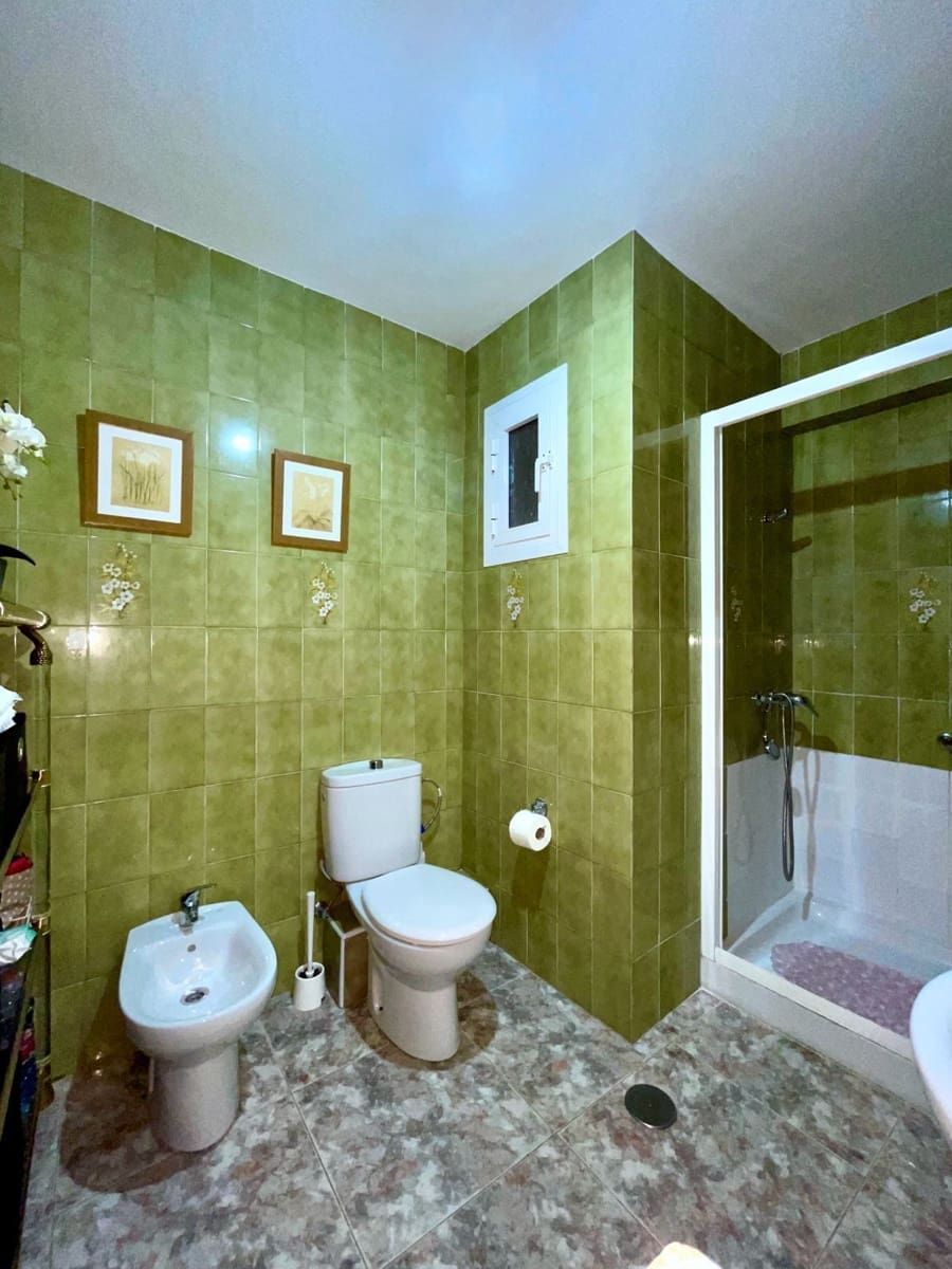 3 bedroom Flat for sale in Torremolinos - € 335,000 (Ref: 9827458)
