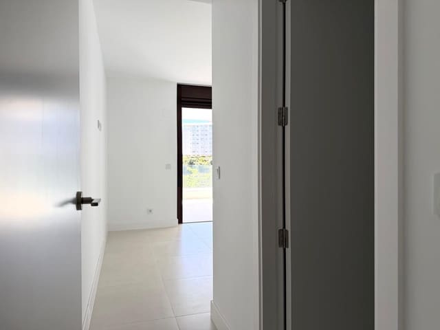 3 bedroom Flat for sale in Mijas with pool garage - € 549,000 (Ref: 9827459)