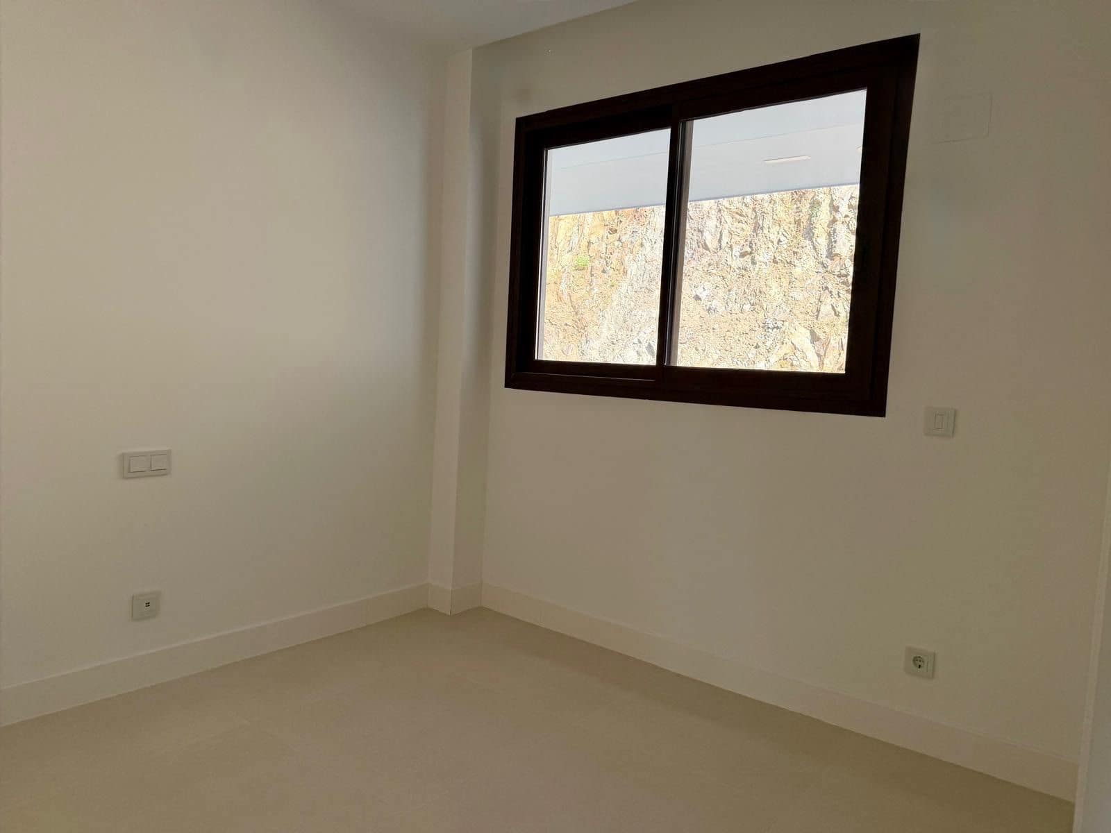 2 bedroom Flat for sale in Mijas with pool garage - € 499,000 (Ref: 9827460)