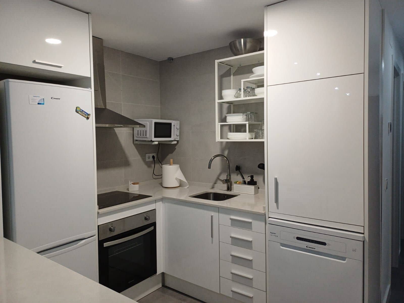 2 sovrum Lägenhet att hyra i Fuengirola - 1 100 € (Ref: 9828746)