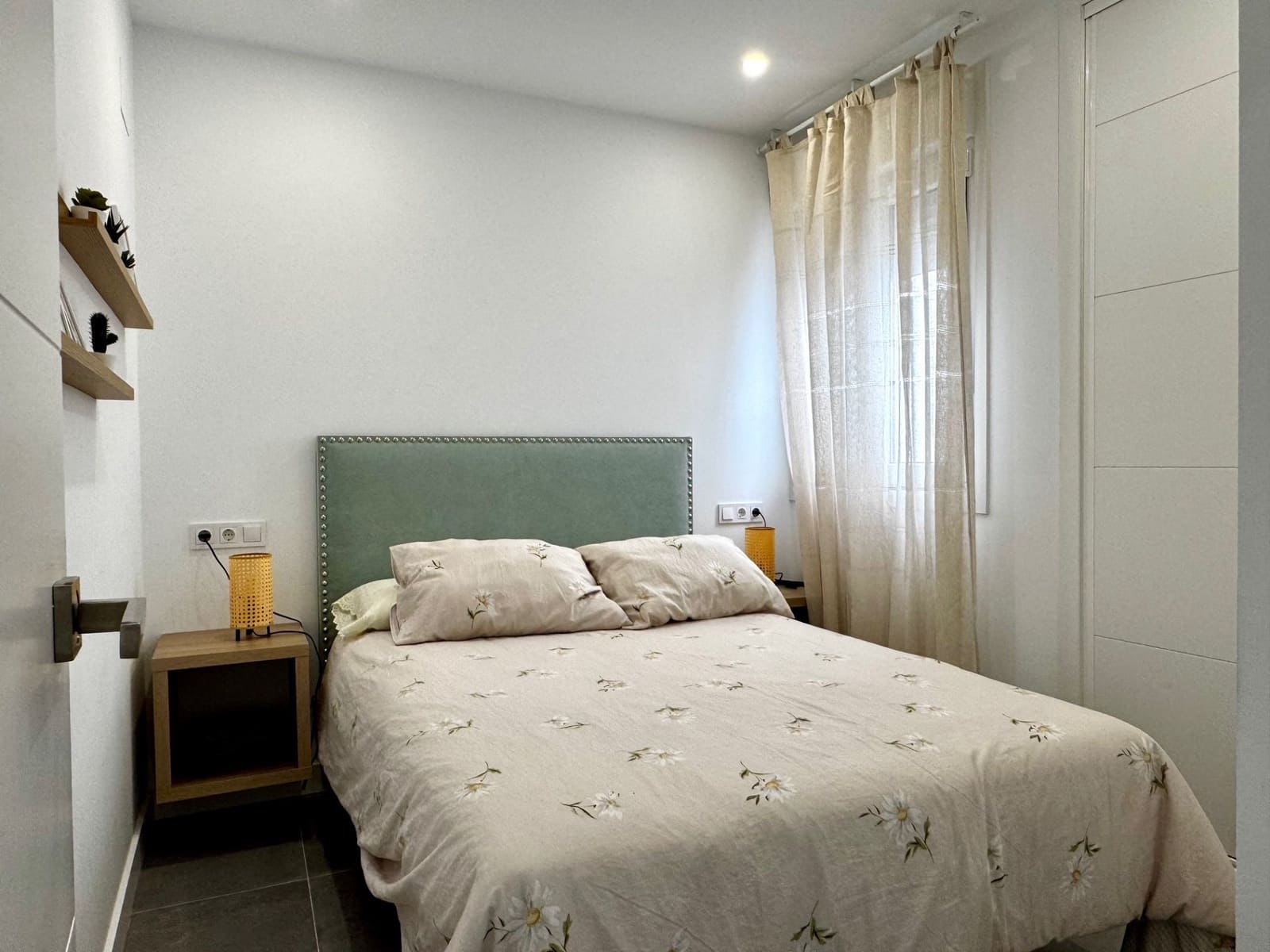2 sovrum Lägenhet att hyra i Fuengirola - 1 100 € (Ref: 9828746)