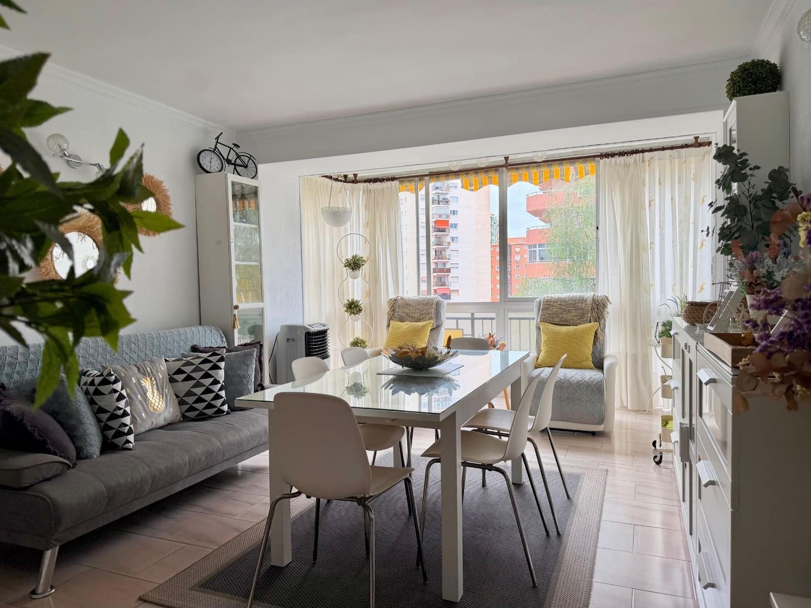 3 bedroom Flat for sale in Fuengirola with pool garage - € 359,000 (Ref: 9830767)