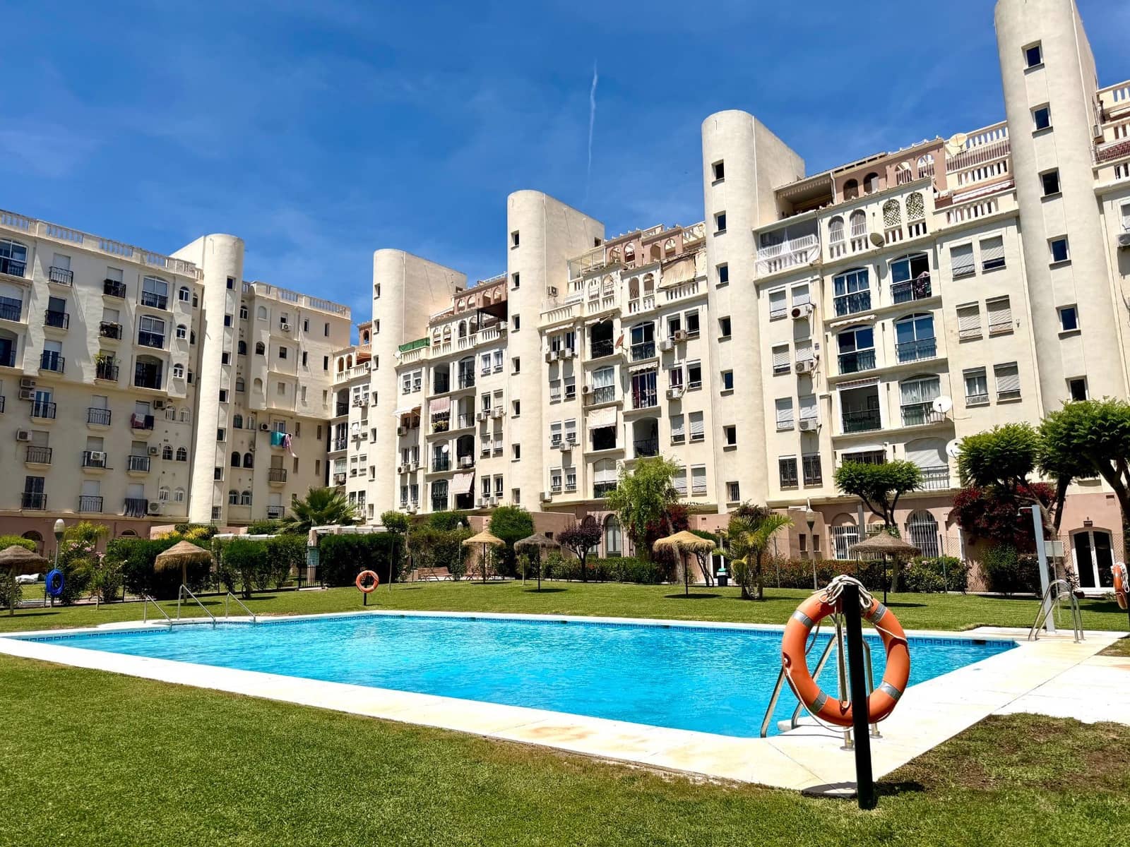 1 bedroom Apartment for rent in Torremolinos with pool - € 1,400 (Ref: 9866653)
