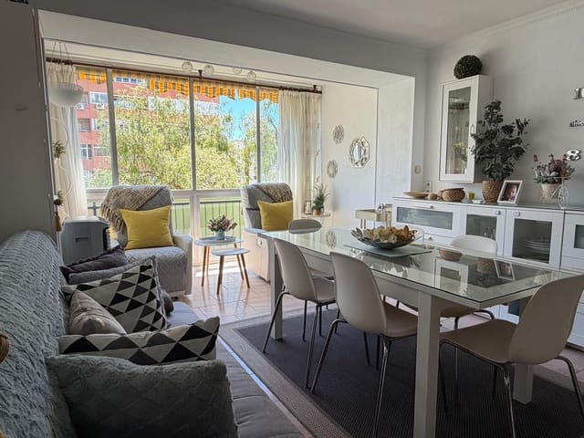 3 makuuhuone Asunto myytävänä paikassa Los Boliches , Fuengirola mukana uima-altaan 
autotalli - 329 900 € (Ref: 9868267)