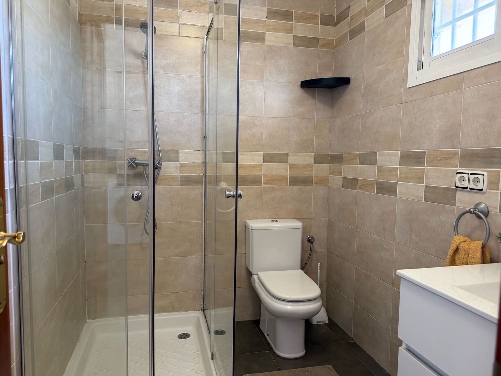 1 bedroom Apartment for sale in Mijas with pool - € 199,900 (Ref: 9889897)