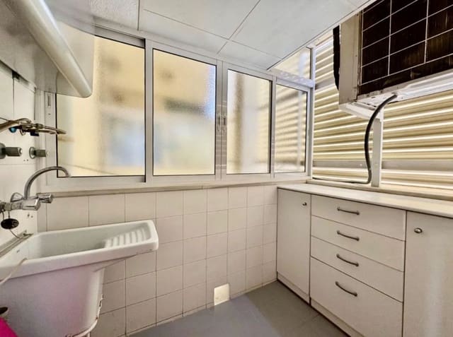 3 Zimmer Apartment zu verkaufen in Torremolinos mit Pool Garage - 745.000 € (Ref: 9893769)