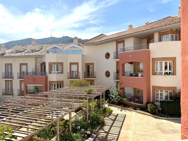 2 sovrum Lägenhet till salu i Benalmadena Costa, Benalmádena med pool garage - 344 500 € (Ref: 9903808)