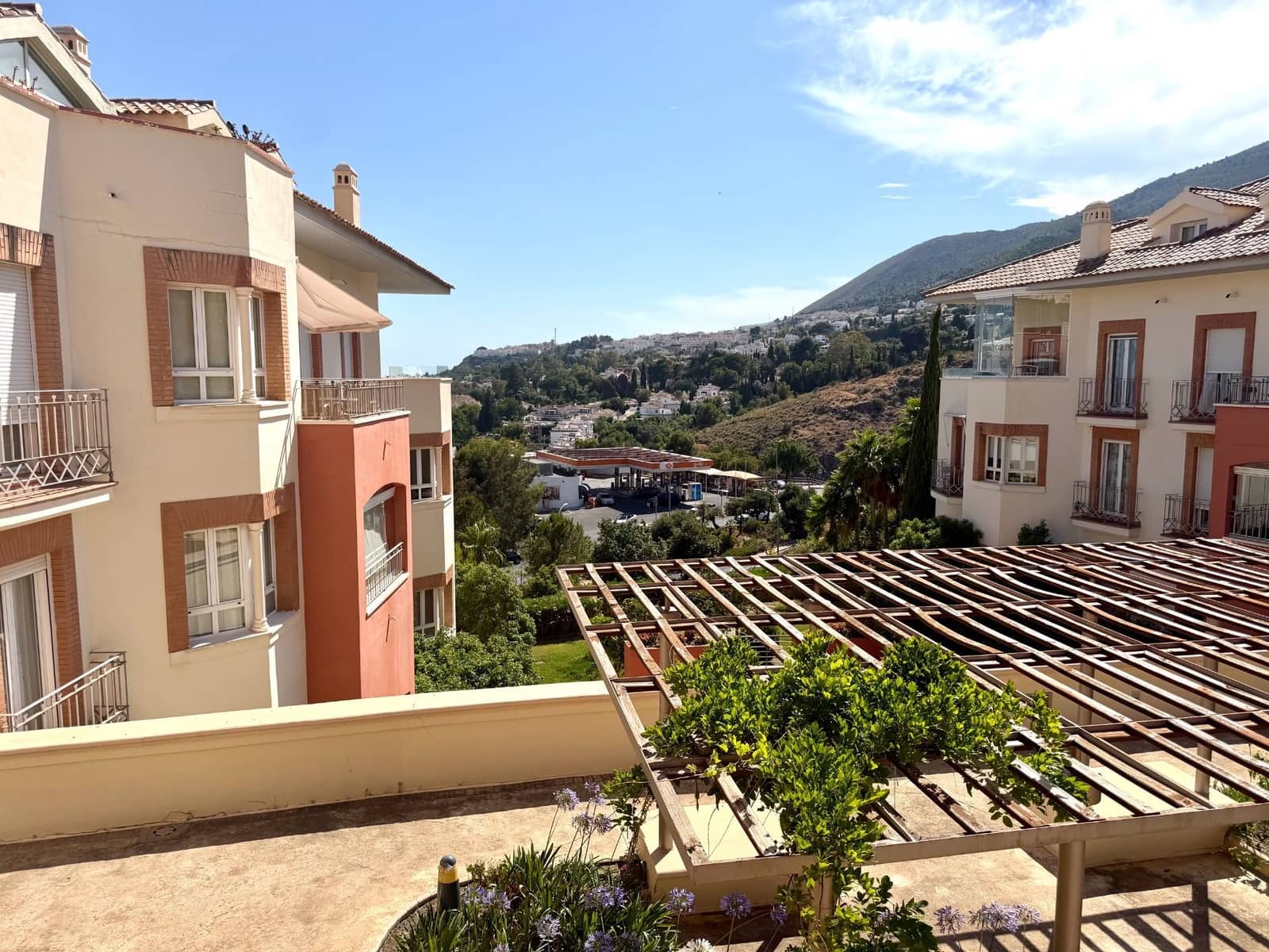 2 sovrum Lägenhet till salu i Benalmadena Costa med pool garage - 344 500 € (Ref: 9903808)