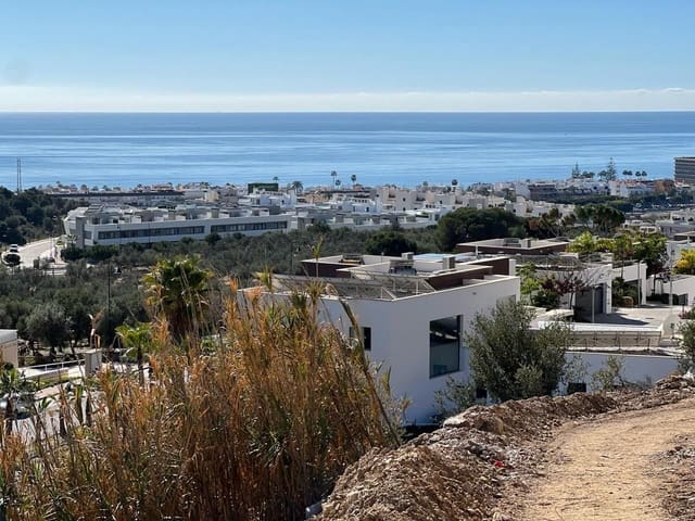 Byggegrund til salg i Mijas Costa, Mijas - € 1.850.000 (Ref: 9935701)