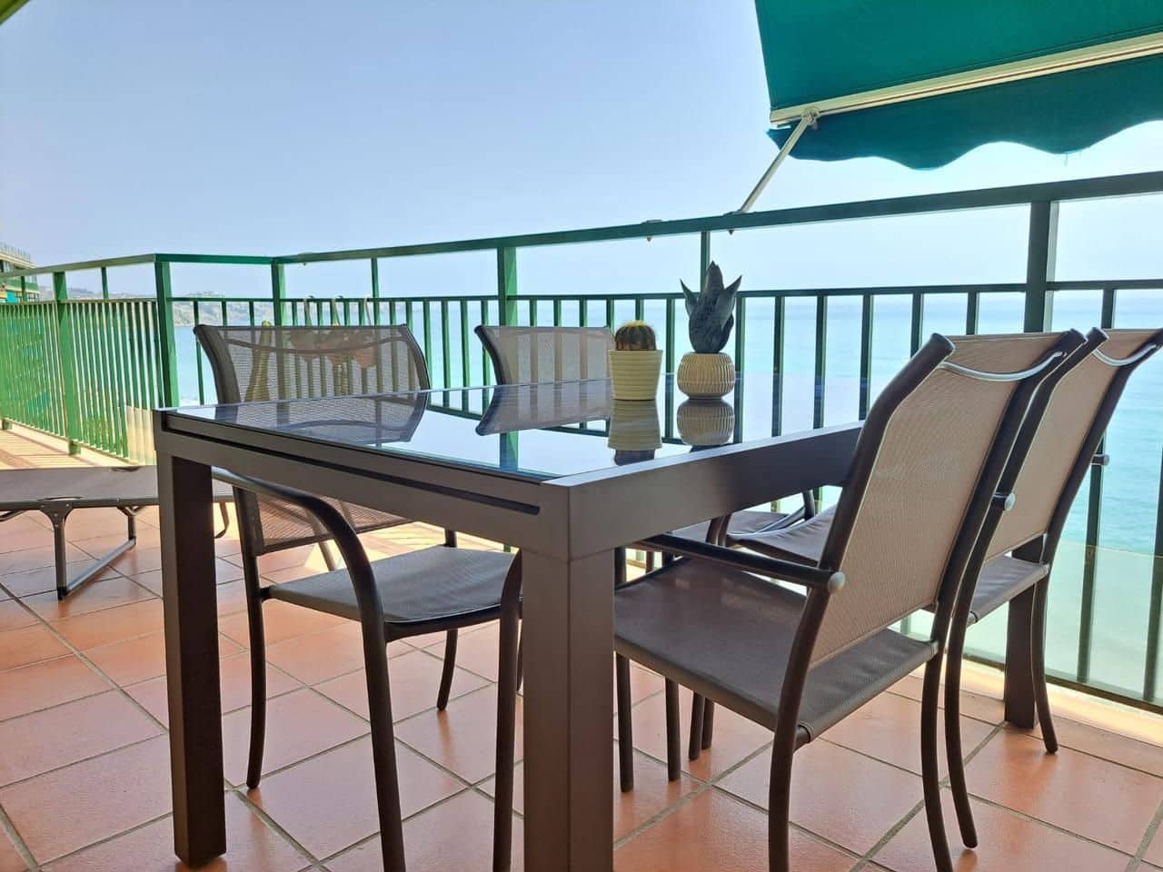 2 soverom Leilighet til leie i Fuengirola med garasje - € 1 650 (Ref: 9976824)