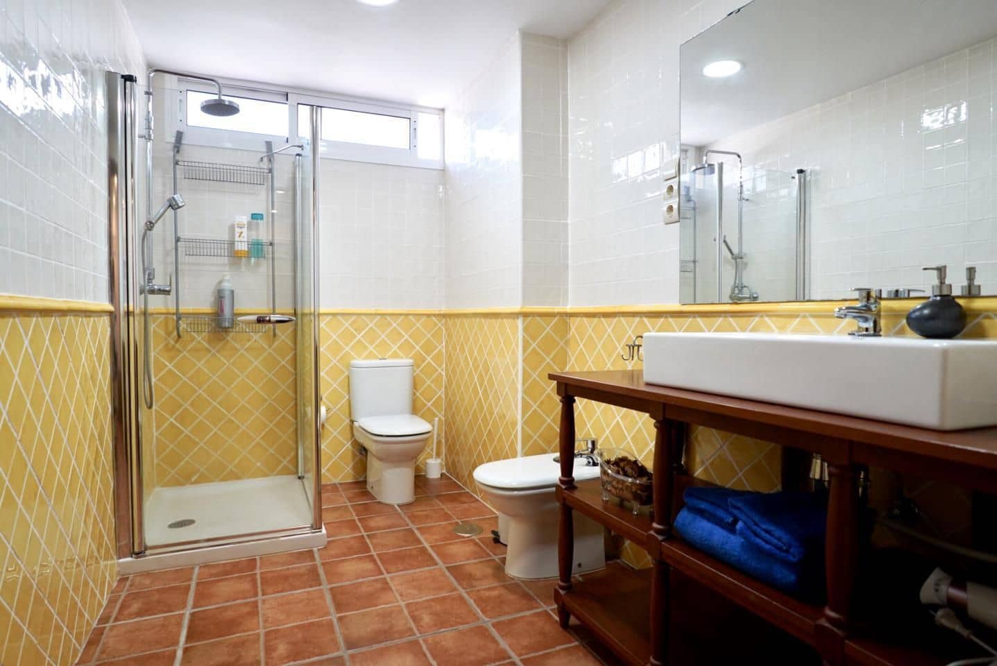 2 soverom Leilighet til leie i Fuengirola med garasje - € 1 650 (Ref: 9976824)