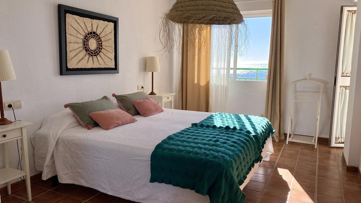 2 soverom Leilighet til leie i Fuengirola med garasje - € 1 650 (Ref: 9976824)