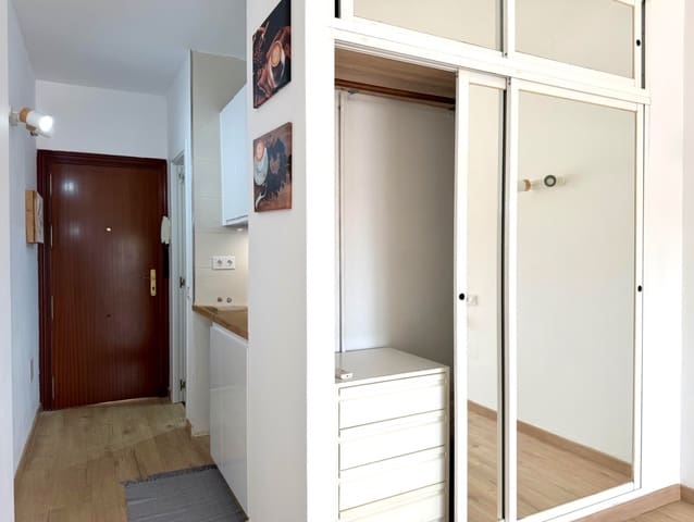 1 soverom Leilighet til leie i Mijas - € 800 (Ref: 9996683)