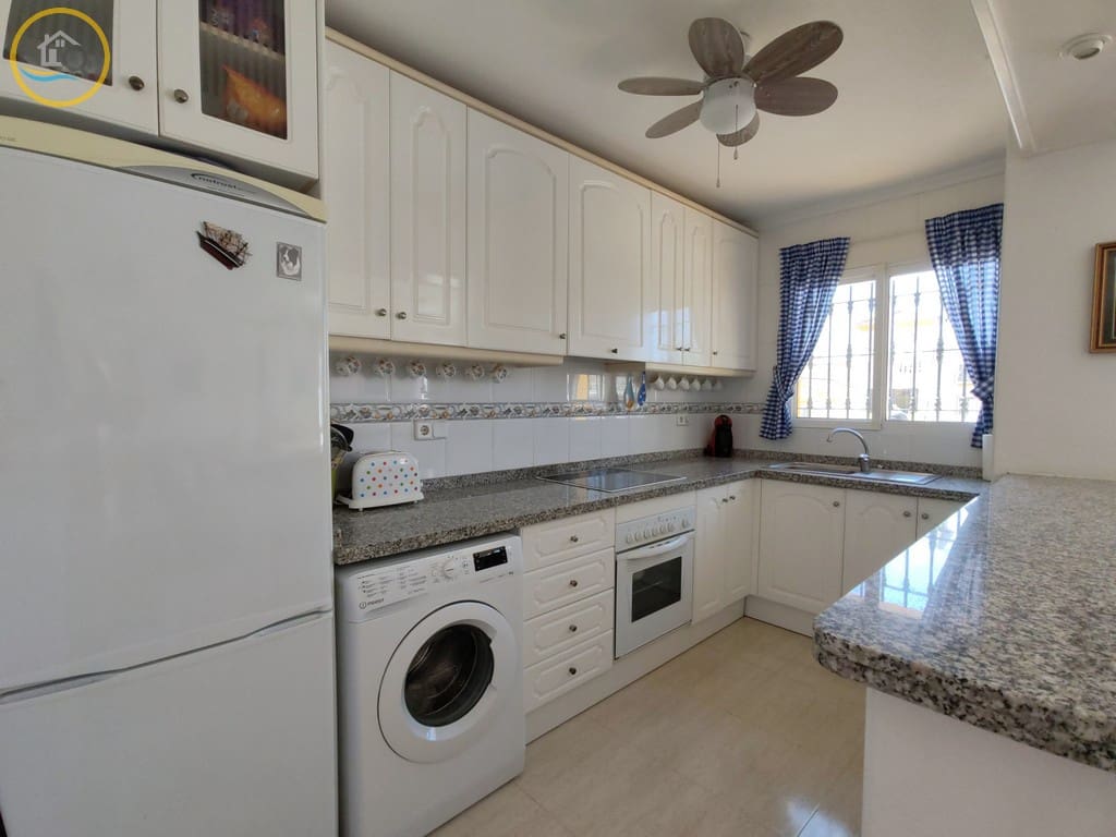Chalet de 3 habitaciones en Pinar de Campoverde en venta con piscina garaje - 299.000 € (Ref: 10001036)