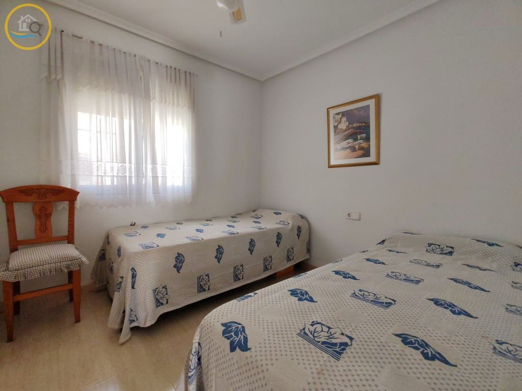 Chalet de 3 habitaciones en Pinar de Campoverde en venta con piscina garaje - 299.000 € (Ref: 10001036)