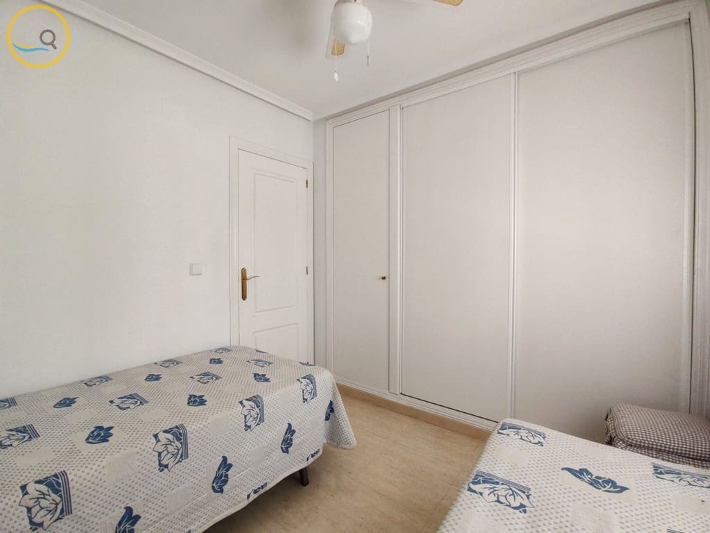 Chalet de 3 habitaciones en Pinar de Campoverde en venta con piscina garaje - 299.000 € (Ref: 10001036)