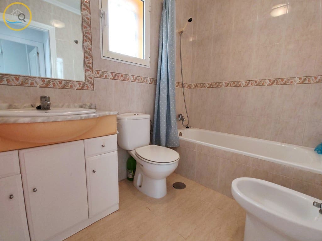 Chalet de 3 habitaciones en Pinar de Campoverde en venta con piscina garaje - 299.000 € (Ref: 10001036)