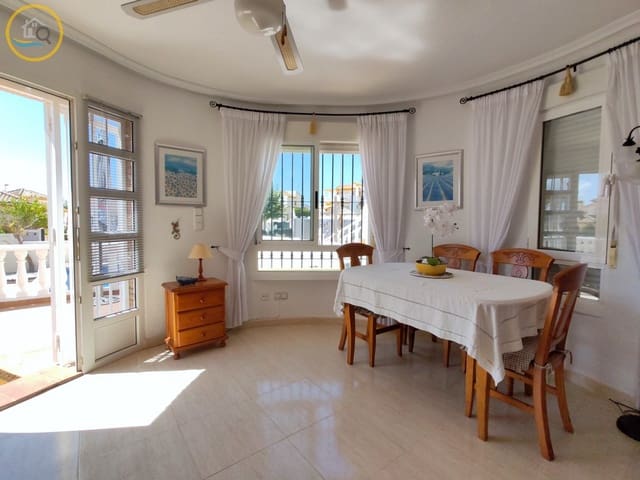 Chalet de 3 habitaciones en Pinar de Campoverde, Pilar de la Horadada en venta con piscina garaje - 299.000 € (Ref: 10001036)