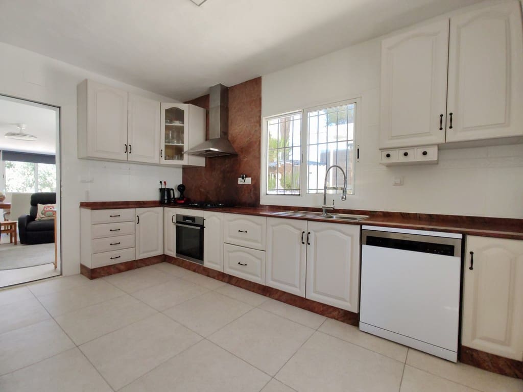 4 slaapkamer Finca/Landhuis te koop in Pilar de la Horadada met zwembad garage - € 735.000 (Ref: 10102825)