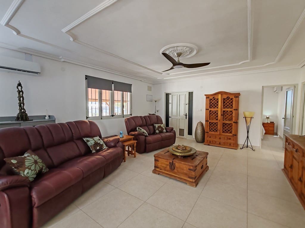 4 slaapkamer Finca/Landhuis te koop in Pilar de la Horadada met zwembad garage - € 735.000 (Ref: 10102825)