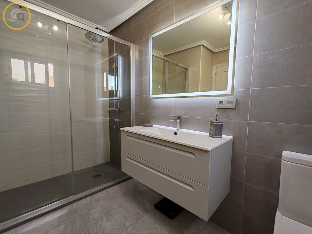 3 soveværelse Villa til salg i Pinar de Campoverde med swimmingpool garage - € 290.000 (Ref: 10117500)