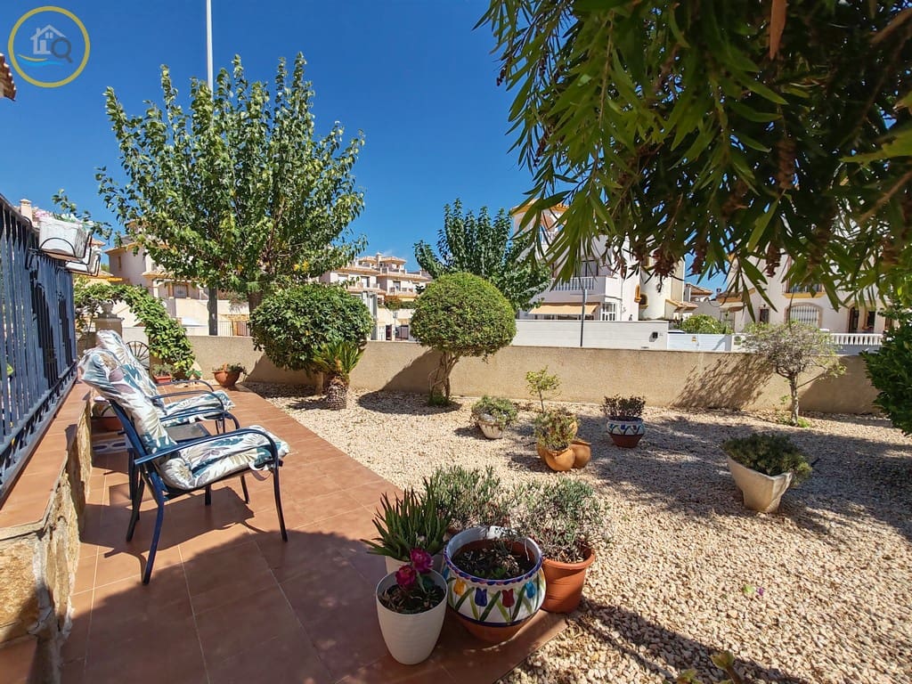 3 soveværelse Villa til salg i Pinar de Campoverde med swimmingpool garage - € 290.000 (Ref: 10117500)