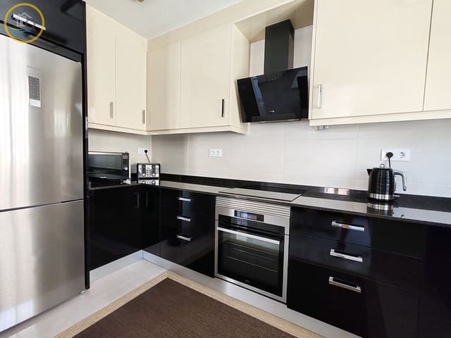 4 slaapkamer Villa te koop in Pinar de Campoverde, Pilar de la Horadada met zwembad garage - € 305.000 (Ref: 10130284)