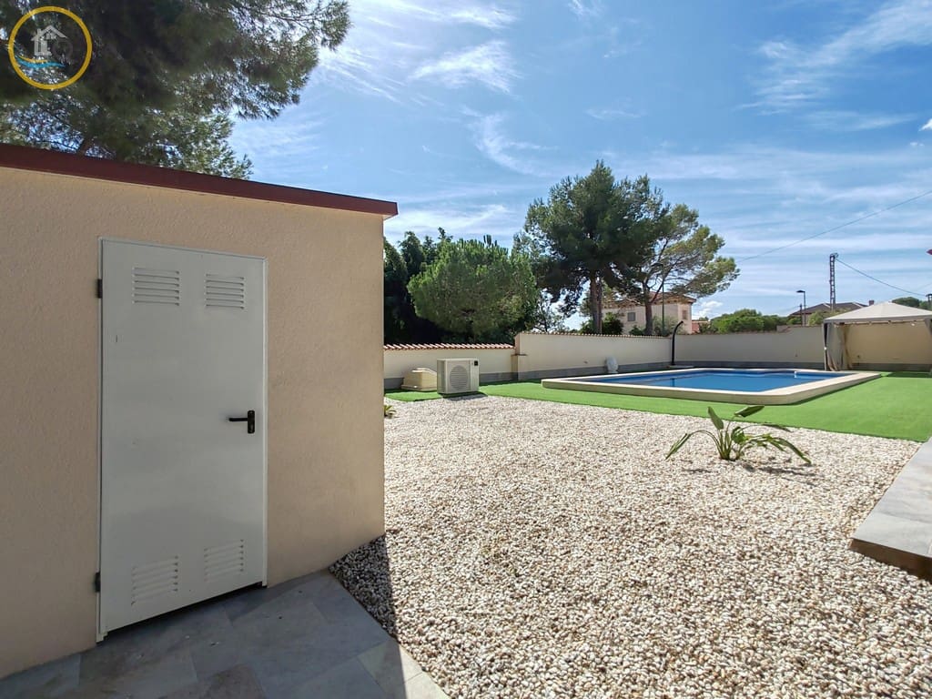 3 soverom Villa til salgs i Pinar de Campoverde med svømmebasseng garasje - € 450 000 (Ref: 10163490)